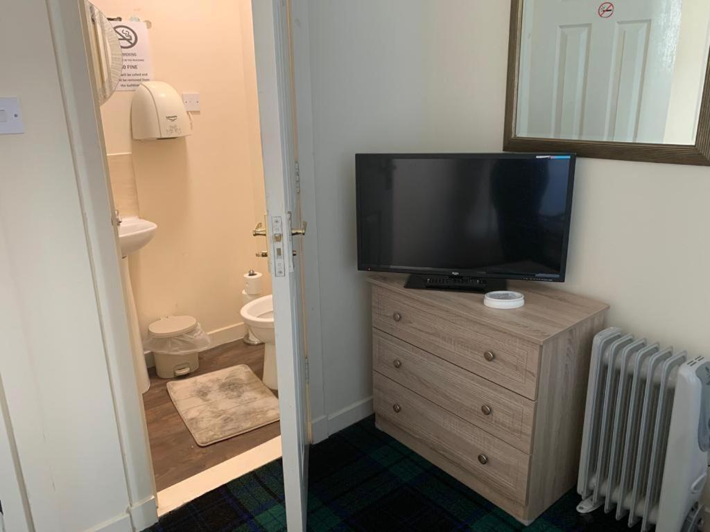 Budget Rooms Inverness Exterior photo
