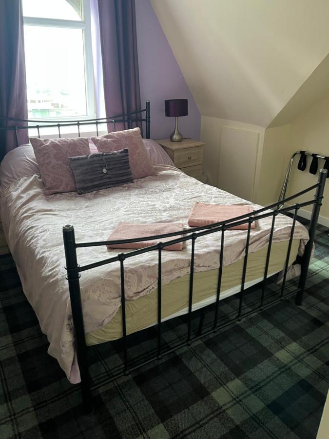 Budget Rooms Inverness Exterior photo
